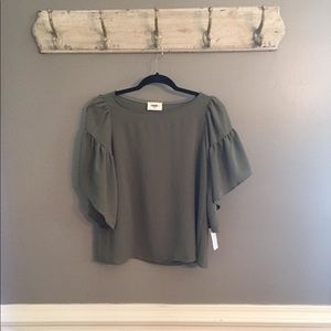 Ruffled sleeve green blouse xs Everly Nordstrom